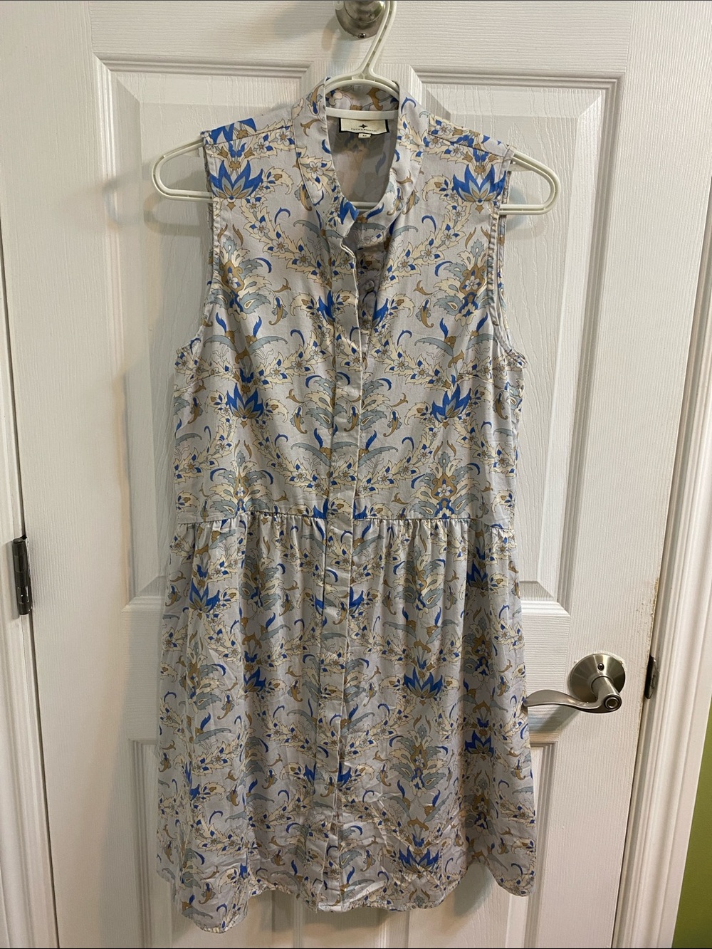 Tuckernuck Blue Floral Spray Sleeveless Button Closure Cotton Dress Size Medium